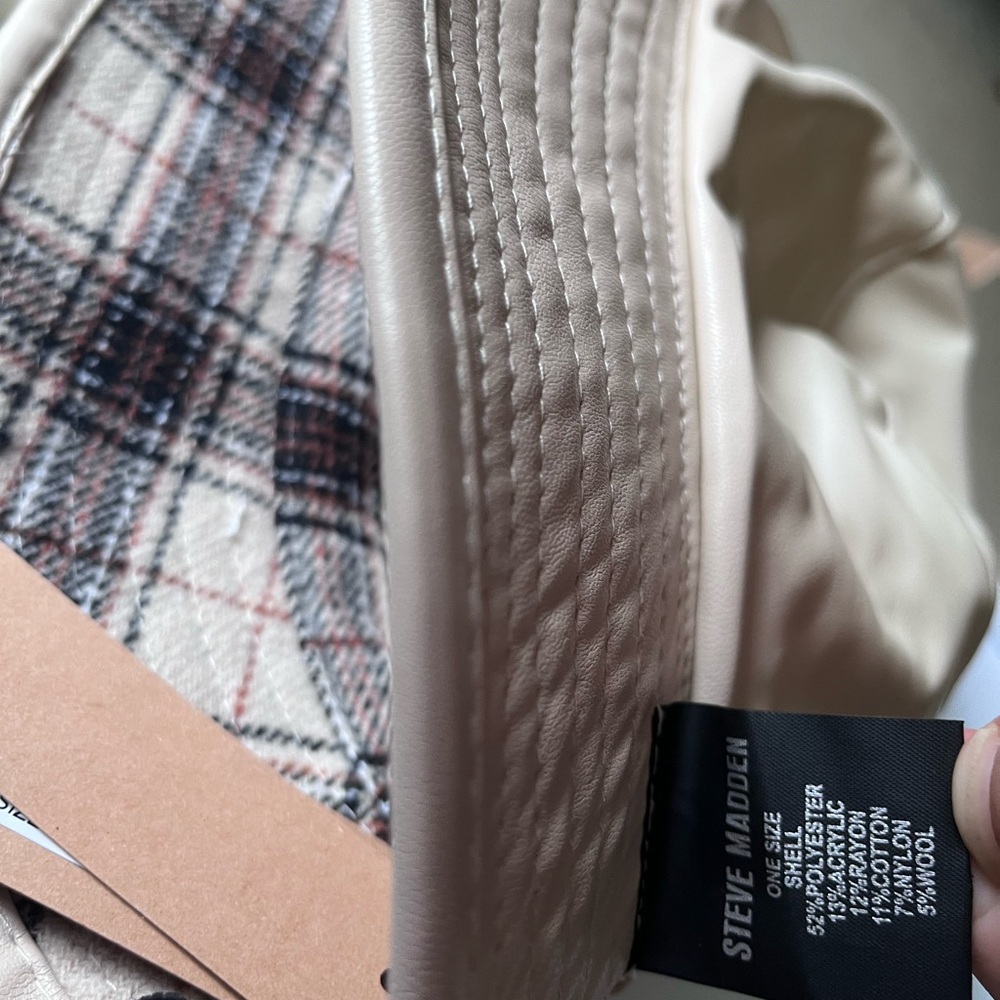 Steve Madden - reversible bucket hat (cream, Black) - Picture 3 of 4